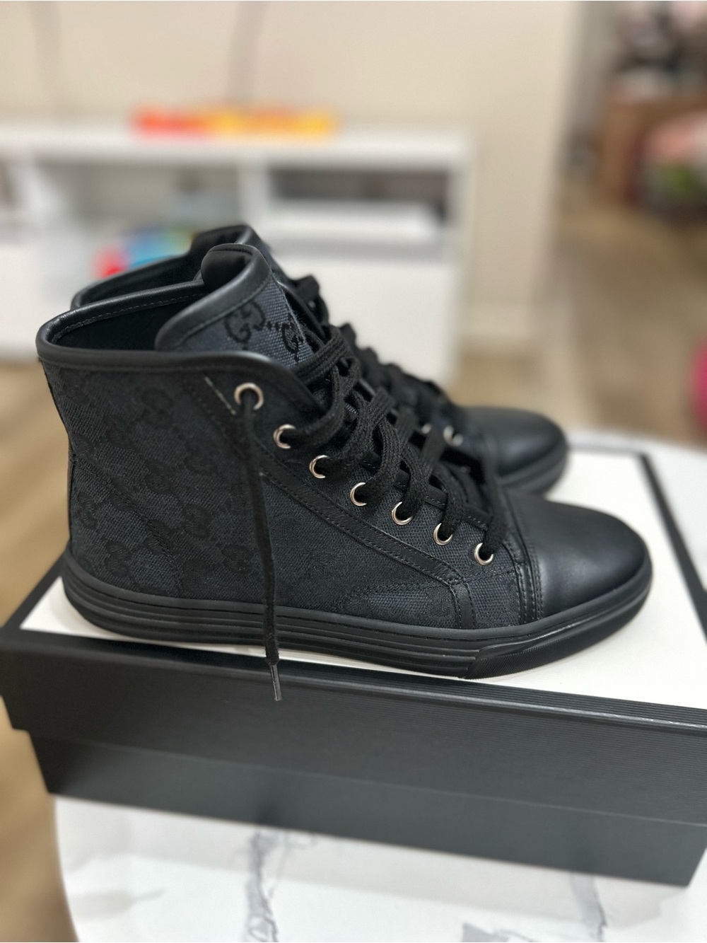 Gucci Black women High-Top Logo Sneakers size 36+ 6.5 - Picture 6 of 9